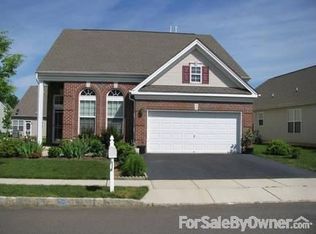 3 Pebble Creek Rd, Dayton, NJ 08810