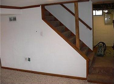5th image of 17 Virginia Dr