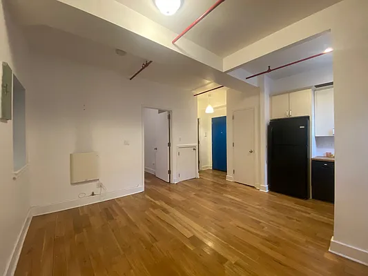 Rented by Dream Space Realty | media 21