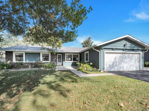 1317 Cumberland Cir E, Elk Grove Village, IL 60007