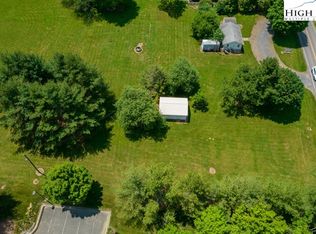 1081/1109 Mount Jefferson Rd, West Jefferson, NC 28694