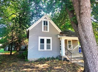 114 W Durst St, Moundridge, KS 67107