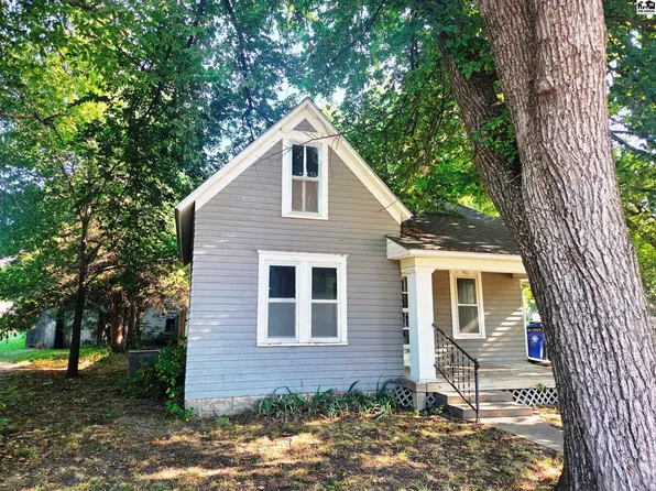 114 W Durst St, Moundridge, KS 67107