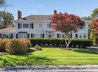289 E Bay Rd, Osterville, MA 02655