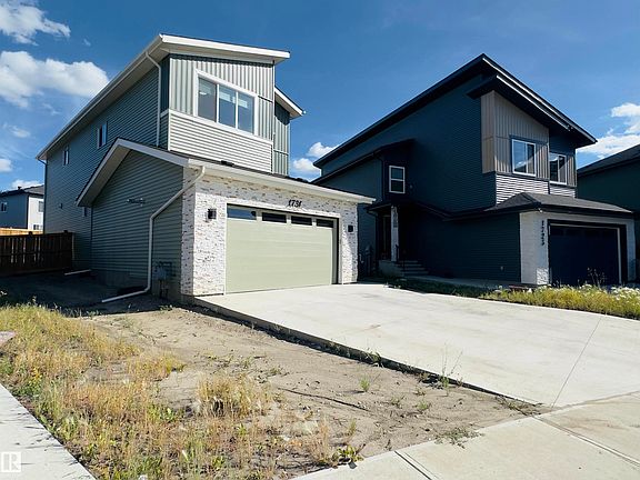 4th image of 1731 62nd Ave NE