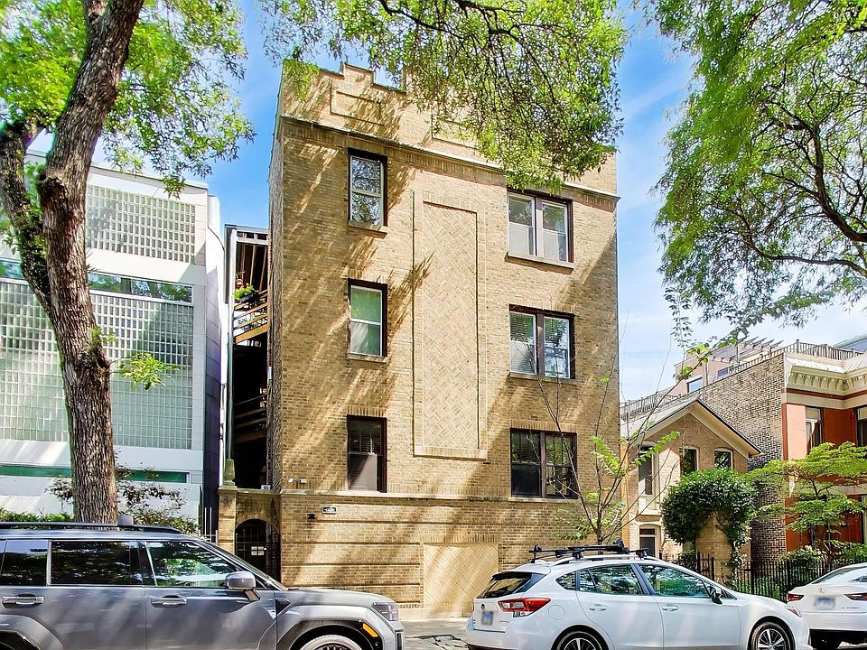 1st image of 1931 N Howe St APT 1W