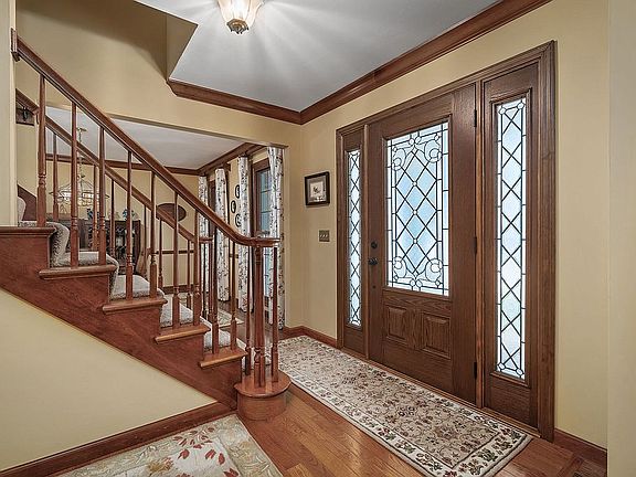 4th image of 12924 Kings Row Ln