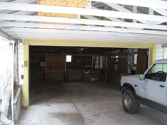 2 car garage w/remotes