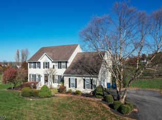 18 Terrell Rd, Lambertville, NJ 08530