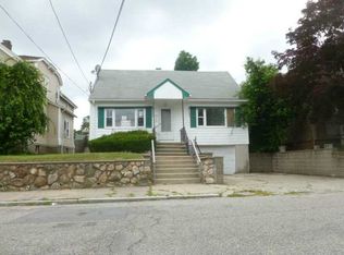 519 Laurel Hill Ave, Cranston, RI 02920
