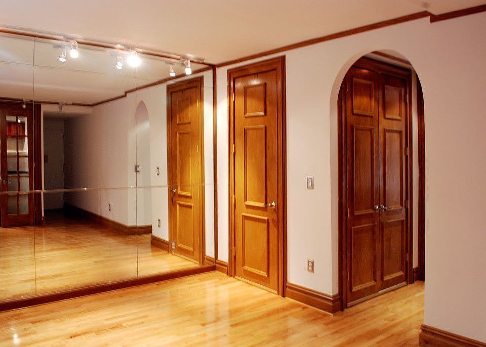 1st image of 150 W 58th St APT 7B