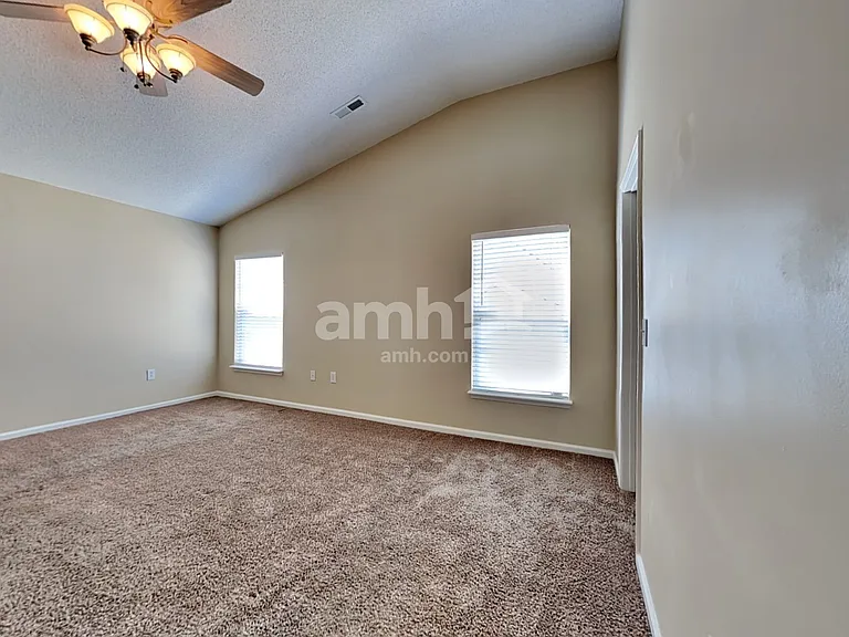 5006 Athol St — Photo 9