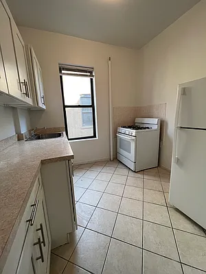 Rented by Compass | media 5