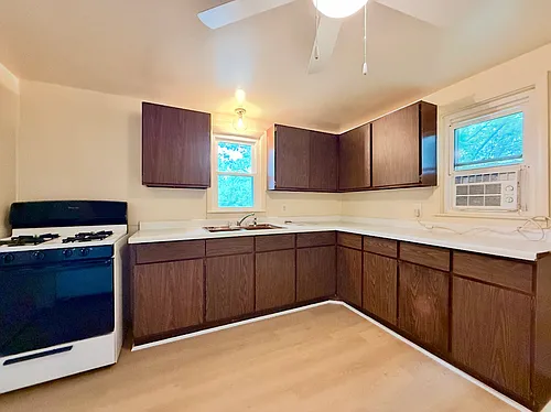 335 S Blaine Ave #2 Photo 1