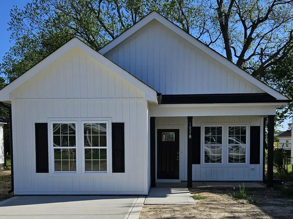 1021 A E Edgerton St, Dunn, NC 28334