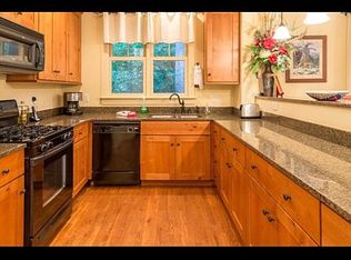 90 Slipstream Ln, Tuckasegee, NC 28783