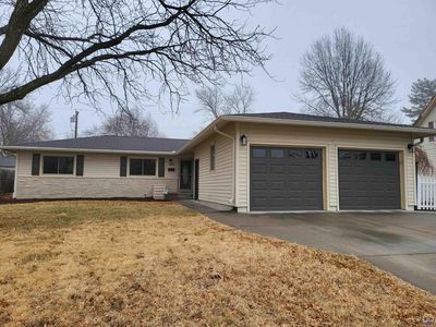1944 SW Navajo Ln, Topeka, KS, 66604