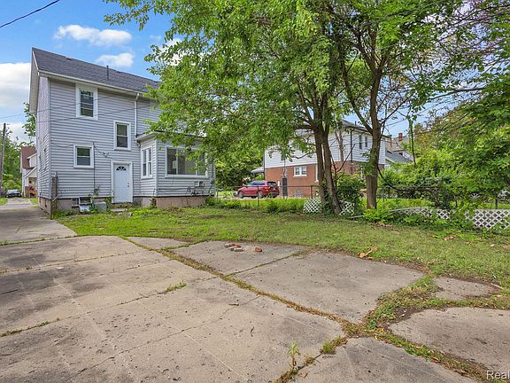 5th image of 9158 Steel St