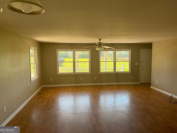 5th image of 1231 Thankful Rd