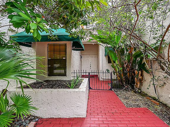 4th image of 6130 Via Tierra Drive