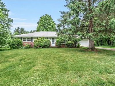 212 South St, Barre, MA, 01005