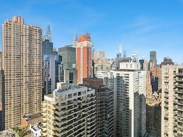 330 E 38th St APT 38G, New York, NY 10016