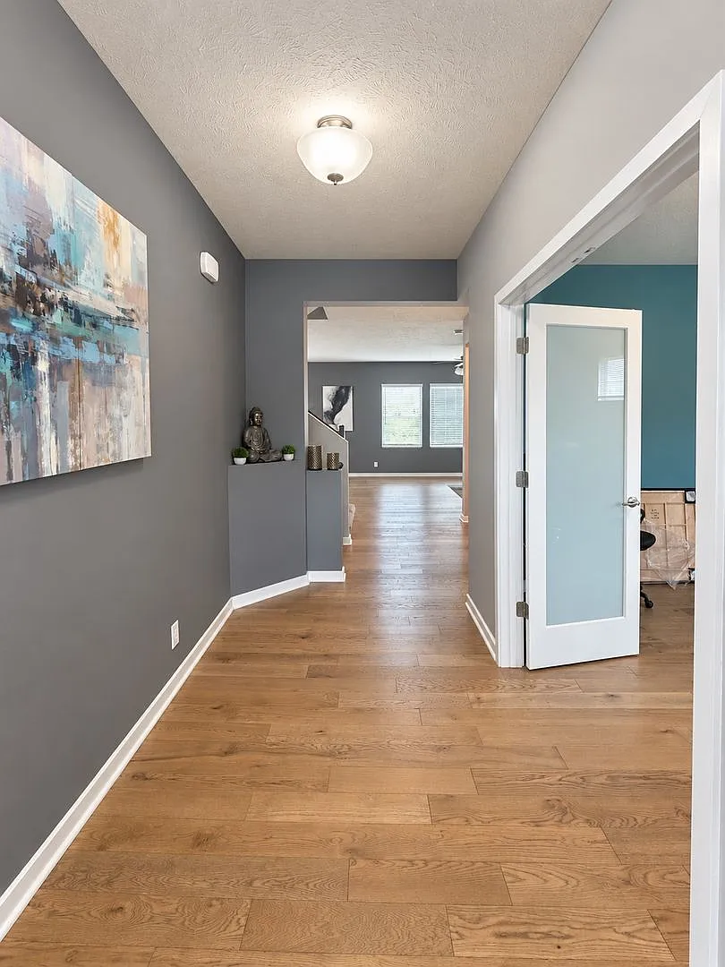 Room to Live, Work & Grow in Elkhorn! 4 Bedroom 3.5 Bath House! — Photo 4