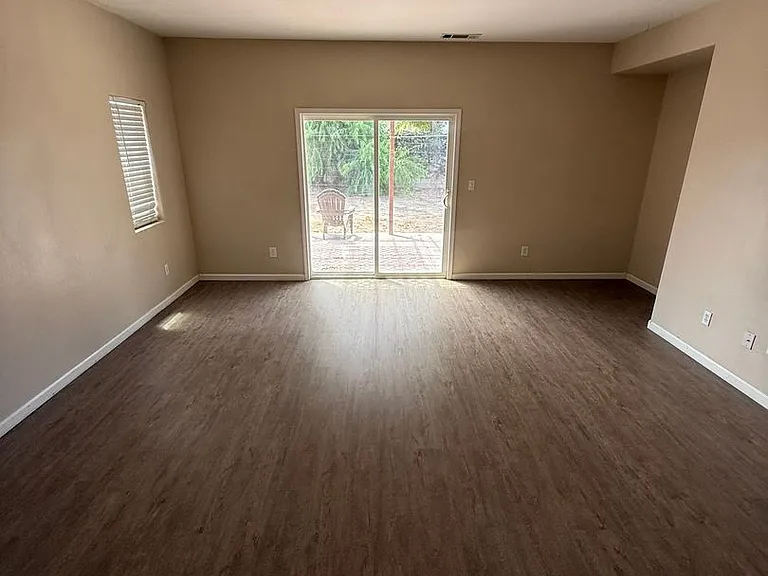 11425 Mondego Dr — Photo 18