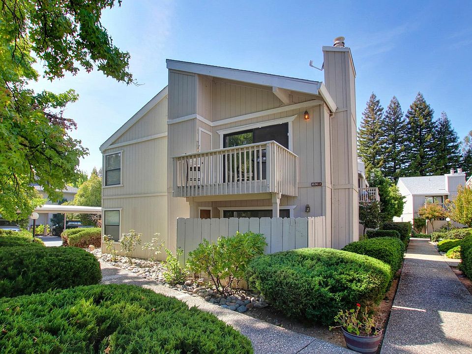1st image of 703 Mikkelsen Dr