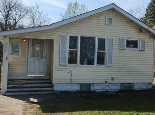 6636 Howard Ave, Hammond, IN 46324