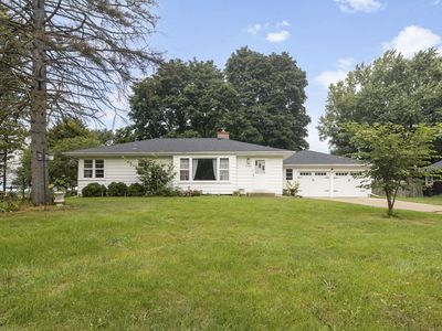 40W754 Route 64 Hwy, Wasco, IL, 60183