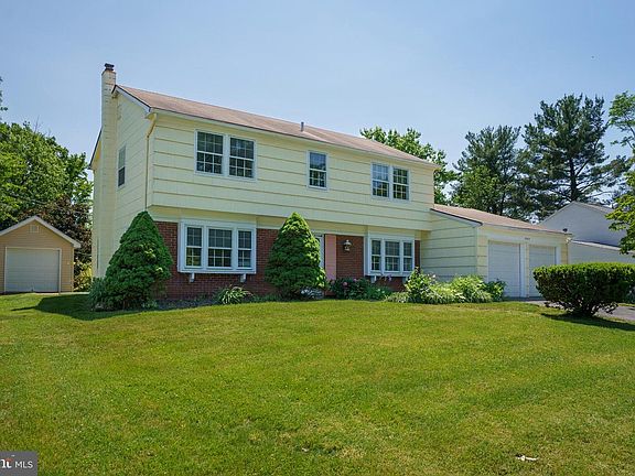 2nd image of 12413 Rustic Hill Dr