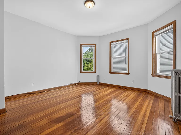 81 Dakota St #3 — Photo 9