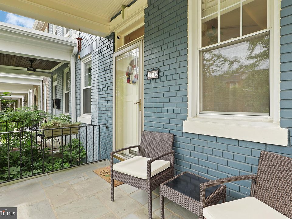 1st image of 1813 Bay St SE