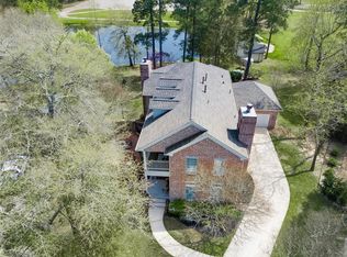 25 Wedgewood Blvd, Conroe, TX 77304