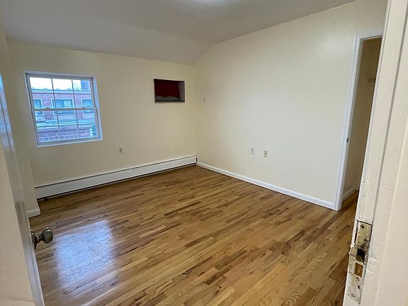 4th image of 290 Conklin Ave Floor 3