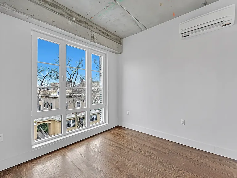 31-44 37th St #3G — Photo 5