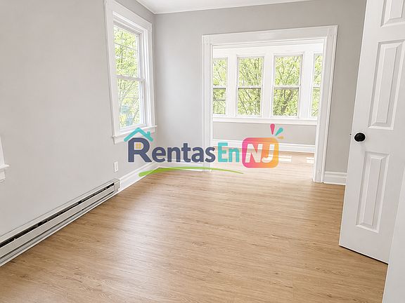 4th image of 55 Rose Ter APT 2