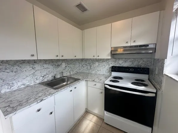 5621 SW 36th Ct, Fort Lauderdale, FL