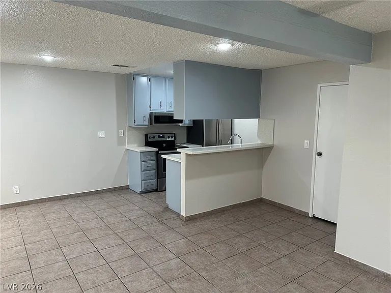 2274 E Desert Inn Rd #0 — Photo 10