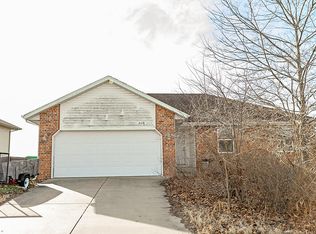 2118 E Sycamore St, Republic, MO 65738