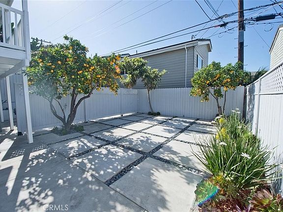 5th image of 817 Calle Puente