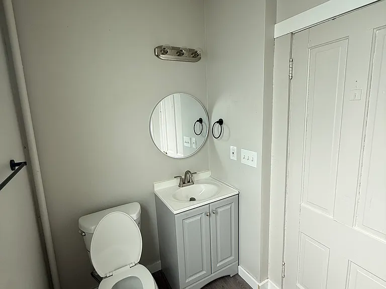 264 W Main St #2 — Photo 2