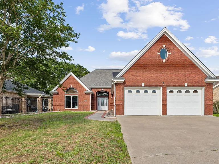 7724 Golfhill Dr — Photo 5