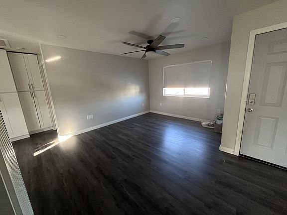 5th image of 310 Richardson Ave