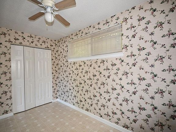 5th image of 529 Bruning Ln #529