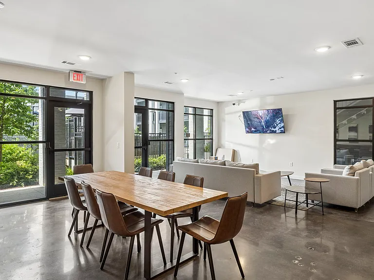 600 E Trinity Ln #208 — Photo 22