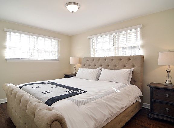5th image of 2551 W Balmoral Ave