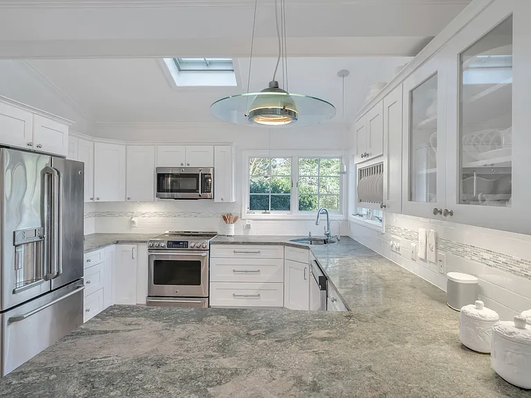 44 Wireless Rd — Photo 9
