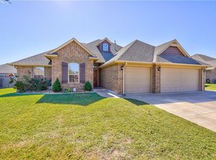 15194 Fox Hollow Rd, Choctaw, OK 73020